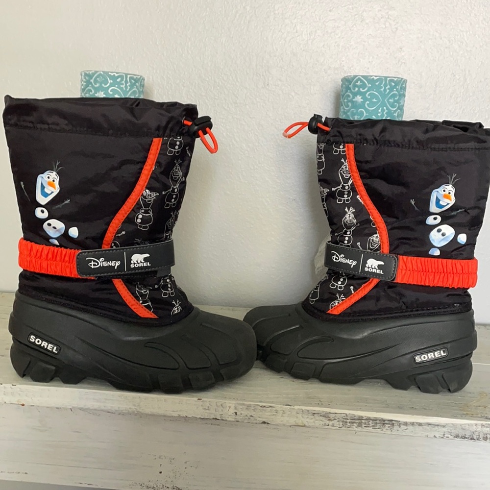 sleep boys snow boots